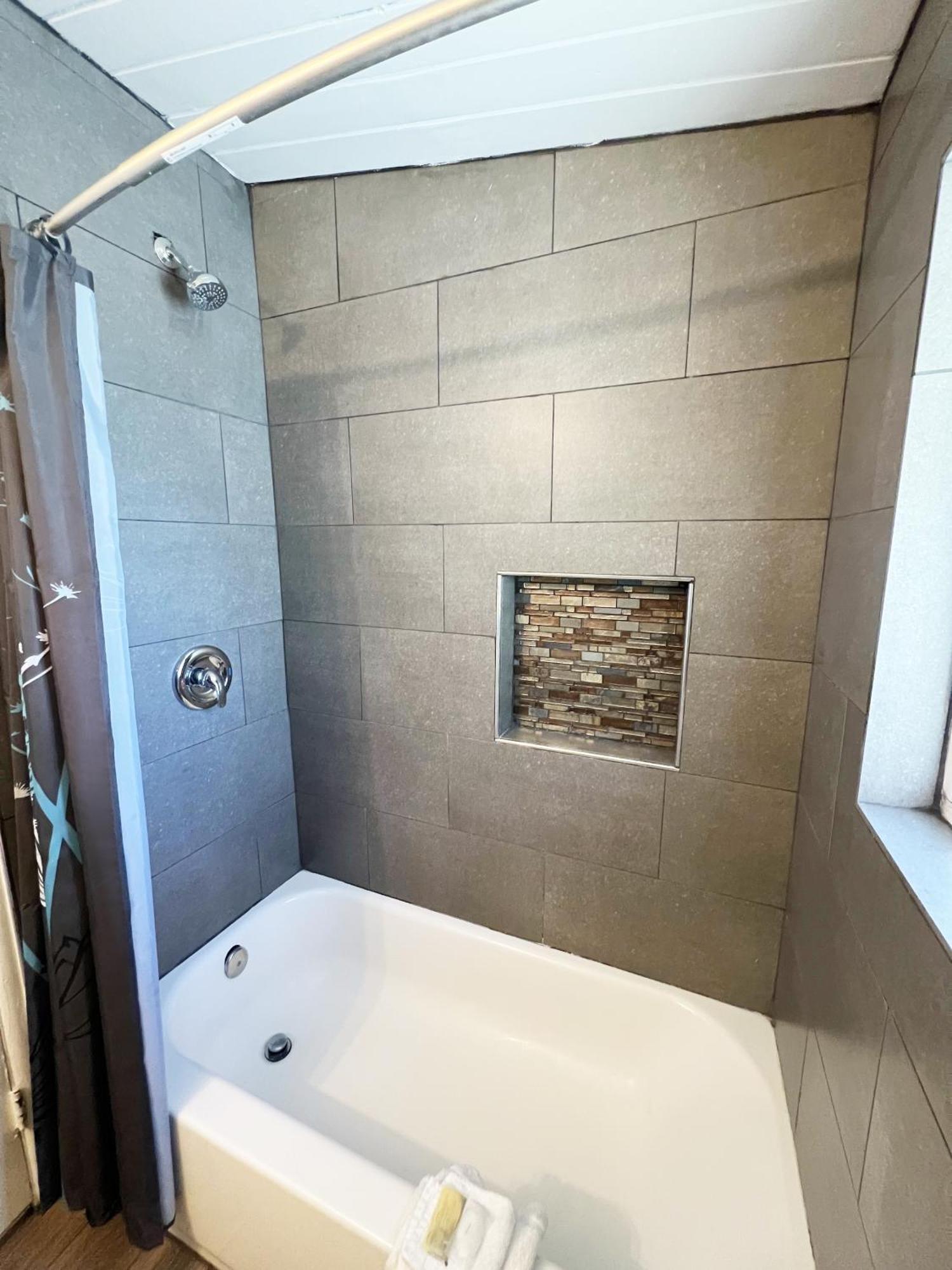 Omeo Suites Big Bear 大熊湖 客房 照片