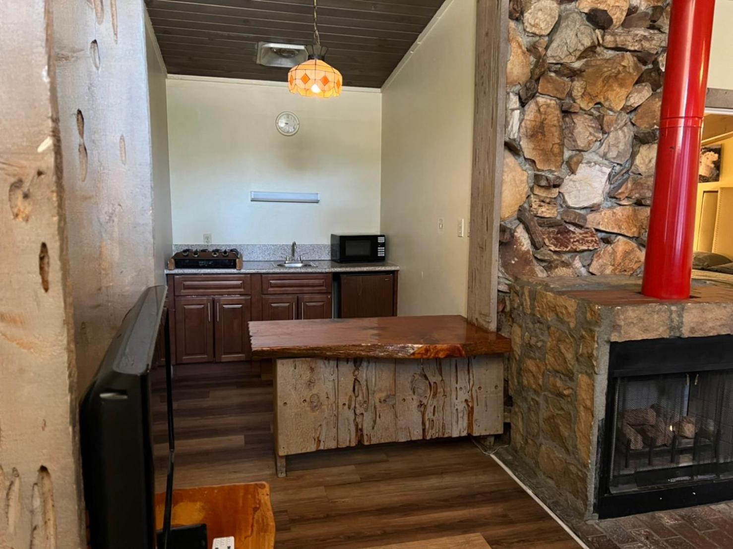Omeo Suites Big Bear 大熊湖 客房 照片