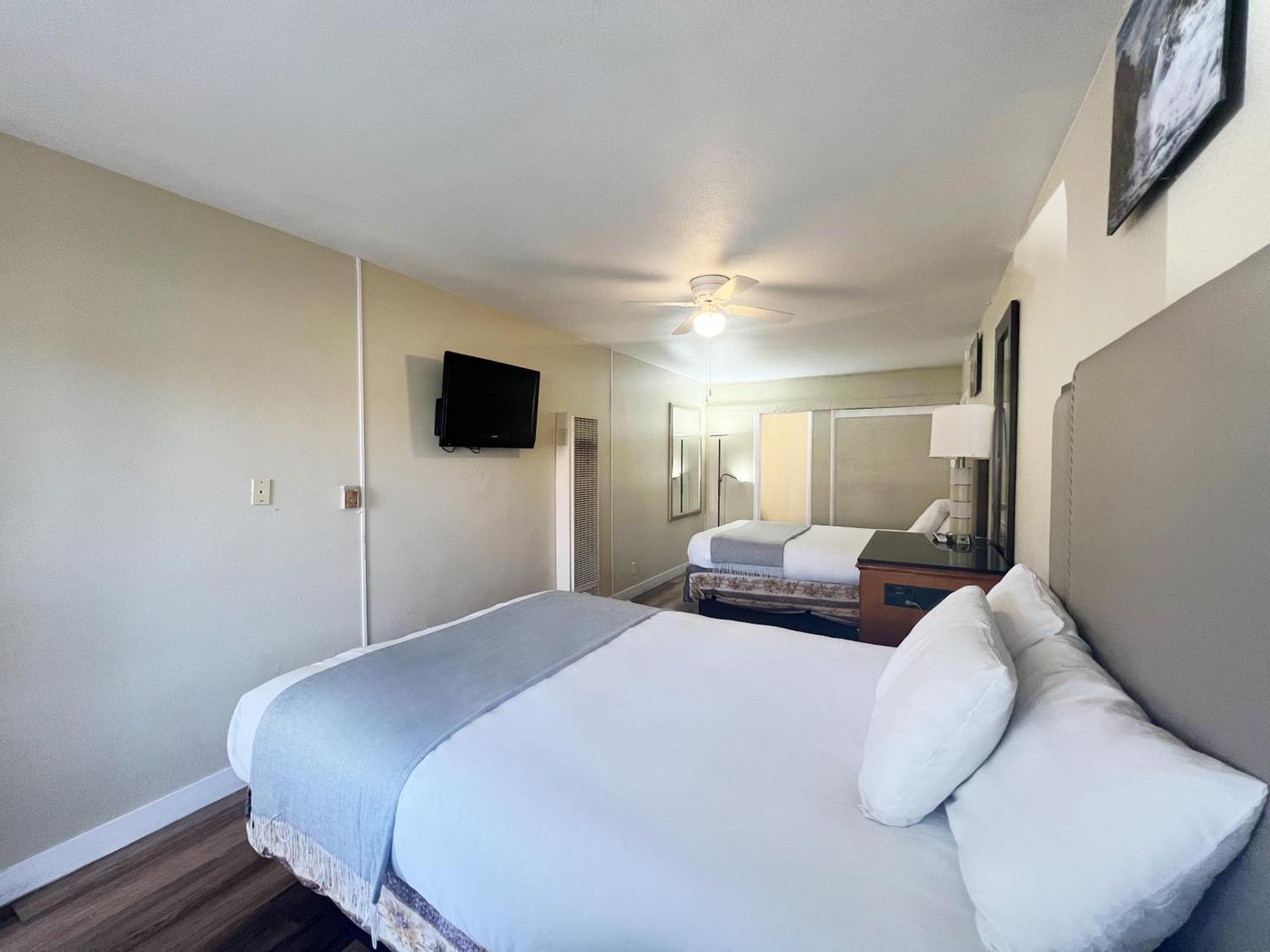 Omeo Suites Big Bear 大熊湖 客房 照片